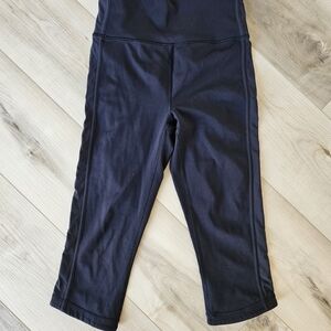 Black Cropped Leggings